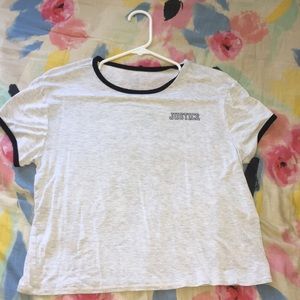 comfy, casual, cute tee shirt! Only worn twice!